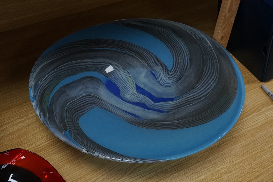 A large Svaja art glass dish and another, largest 51cm diameter